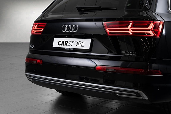 Audi Q7 7 of 30