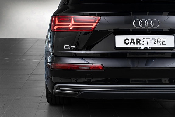 Audi Q7 10 of 30