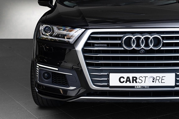 Audi Q7 5 of 30