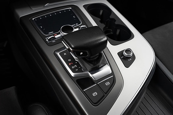 Audi Q7 15 of 30