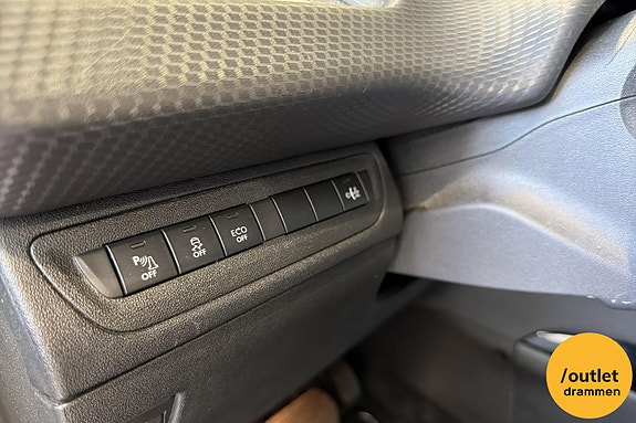 Peugeot 2008 17 of 25