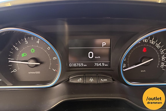 Peugeot 2008 21 of 25