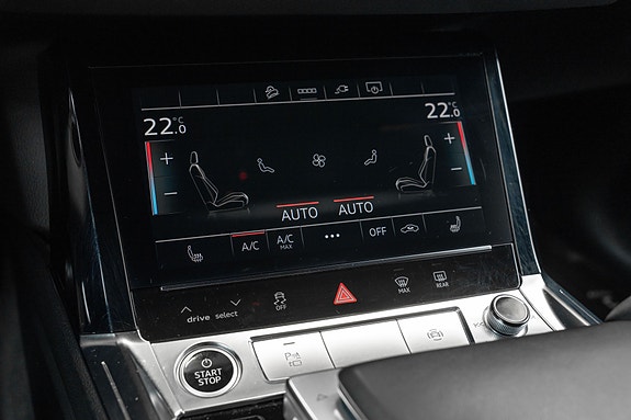 Audi e-tron 30 of 30