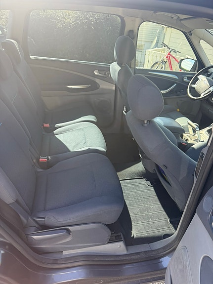Ford S-MAX 5 of 10