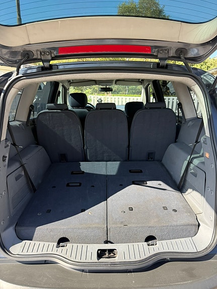 Ford S-MAX 9 of 10