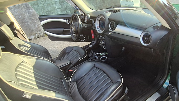 MINI Clubman Cooper S 18 of 28