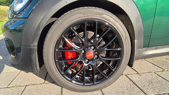 MINI Clubman Cooper S 9 of 28