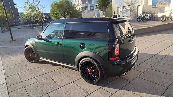 MINI Clubman Cooper S 8 of 28