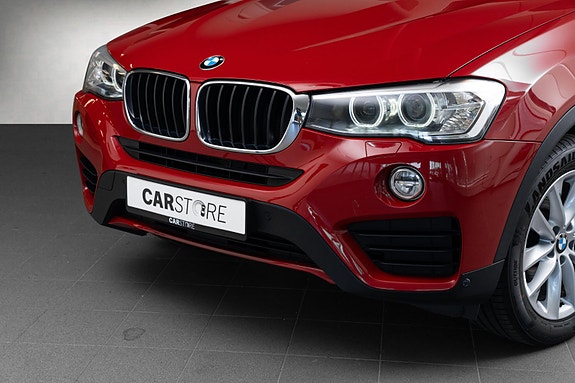BMW X4 2 of 26
