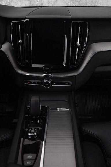 Volvo XC60 17 of 30