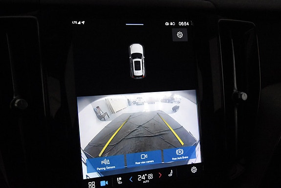 Volvo XC60 19 of 30