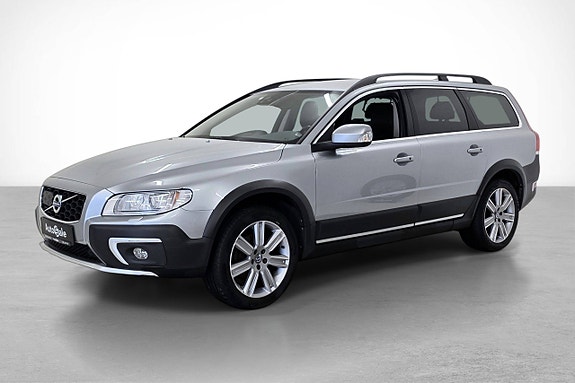 Volvo XC70 2 of 29