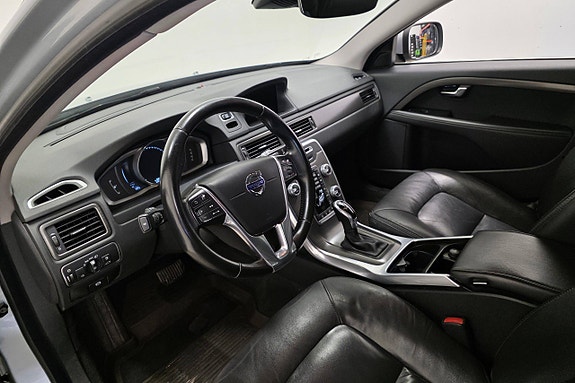 Volvo XC70 13 of 29