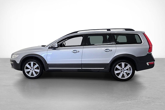 Volvo XC70 3 of 29