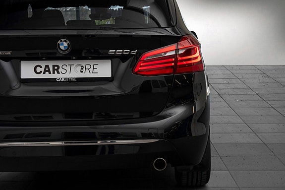 BMW 220d 6 of 26