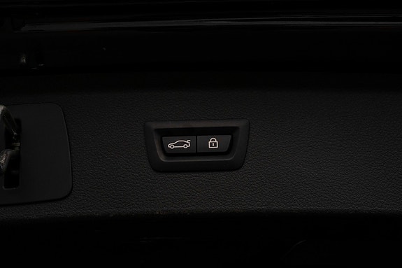 BMW 220d 24 of 26