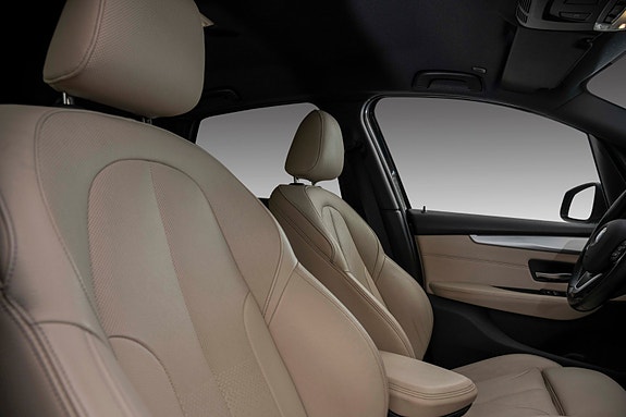 BMW 220d 22 of 26
