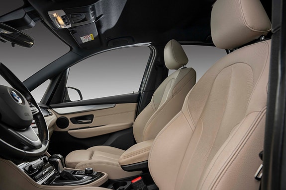 BMW 220d 16 of 26