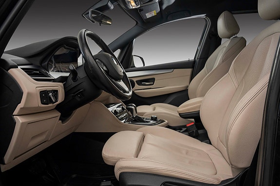 BMW 220d 15 of 26