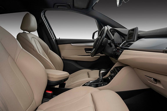 BMW 220d 20 of 26