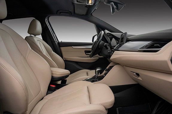 BMW 220d 19 of 26