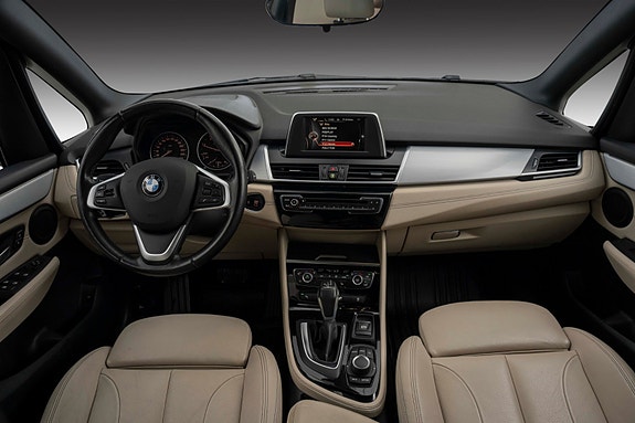 BMW 220d 18 of 26