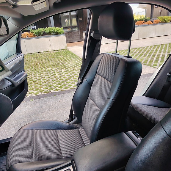 Mercedes-Benz C220 d 6 of 10