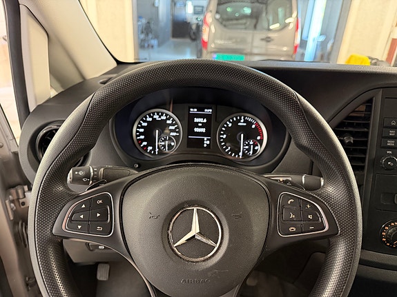 Mercedes-Benz Vito 119 12 of 22