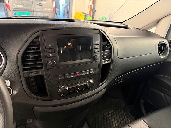 Mercedes-Benz Vito 119 11 of 22