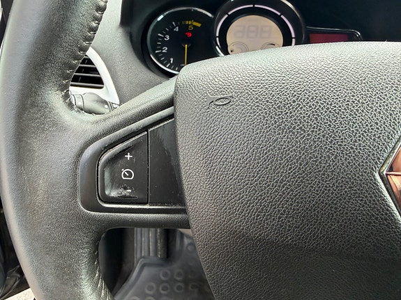 Renault Megane 16 of 23