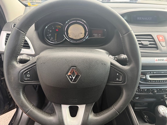 Renault Megane 15 of 23