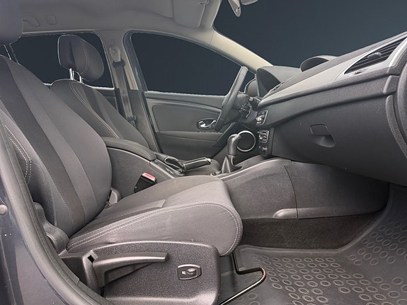 Renault Megane 12 of 23