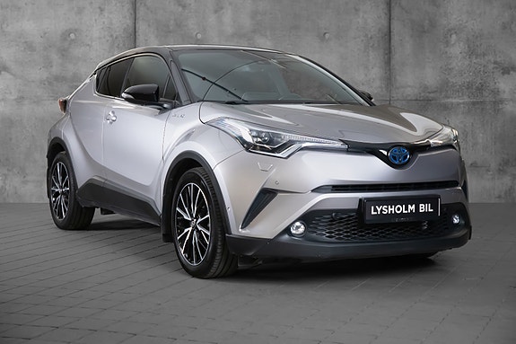 Toyota C-HR 2 of 20