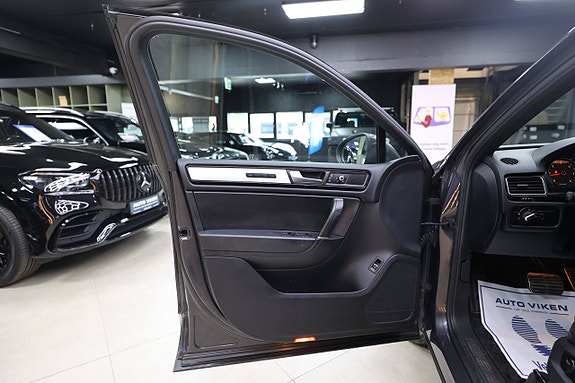 Volkswagen Touareg 22 of 30