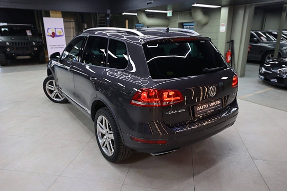 Volkswagen Touareg 14 of 30