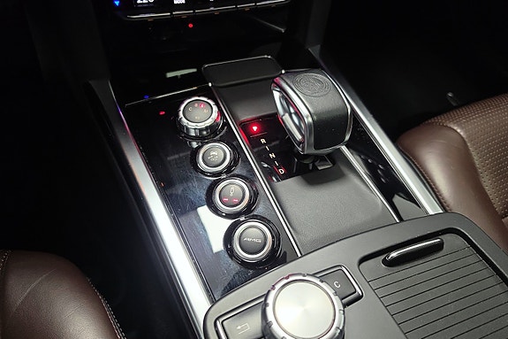 Mercedes-Benz E63 15 of 20