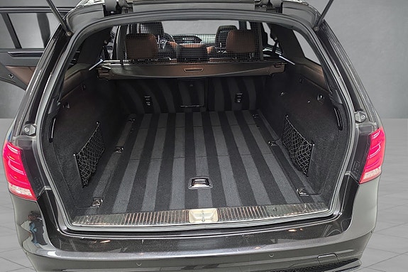 Mercedes-Benz E63 20 of 20