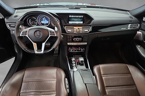 Mercedes-Benz E63 18 of 20