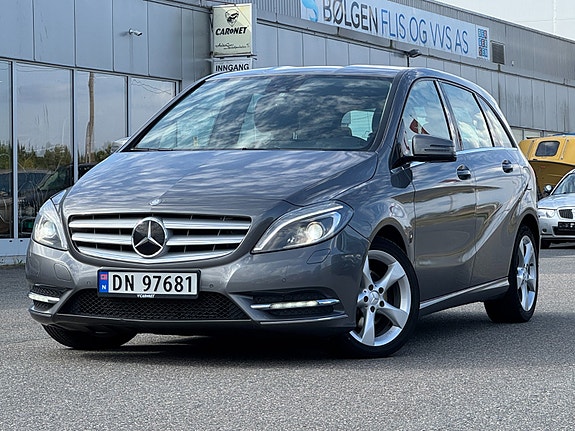 Mercedes-Benz E200C 9 of 29