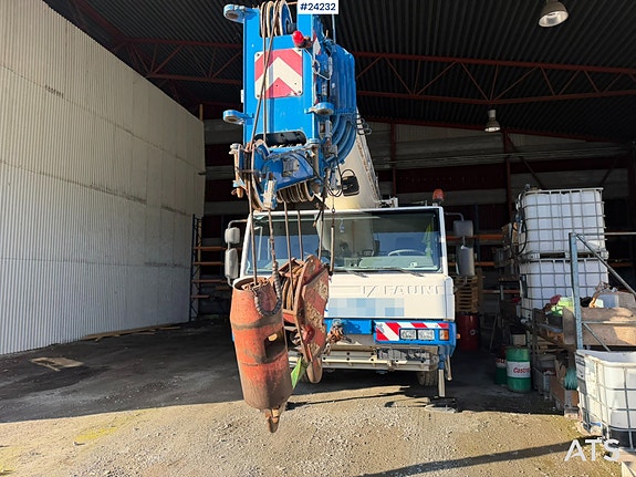 Tadano Faun FA 031 8x6 mobilkran 65 tonner m/ jibb og 12 tonn motvekter 24 of 30