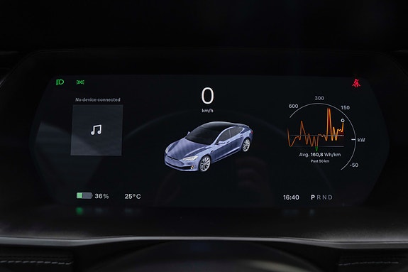 Tesla Model S 20 of 28