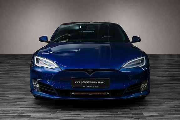 Tesla Model S 9 of 28