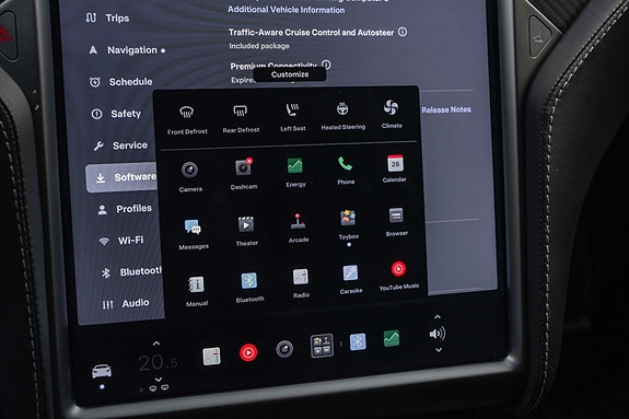 Tesla Model S 27 of 28