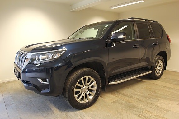 Toyota Land Cruiser 9 of 16