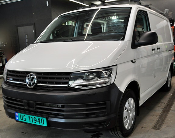 Volkswagen Transporter 4 of 26