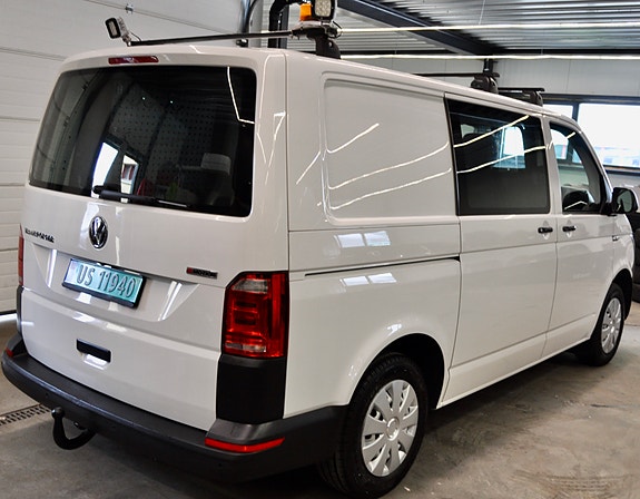 Volkswagen Transporter 3 of 26