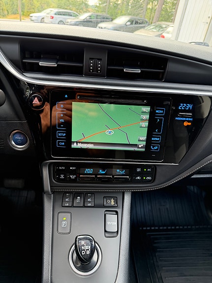 Toyota Auris 17 of 30