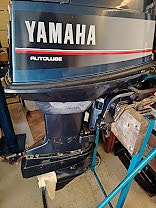 Yamaha 40hk 2takt med kort stamme, el start og fjernkontroll 2 of 10