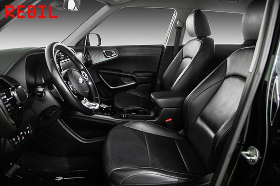 Kia e-Soul 8 of 29