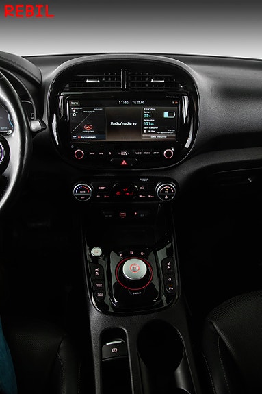 Kia e-Soul 25 of 29
